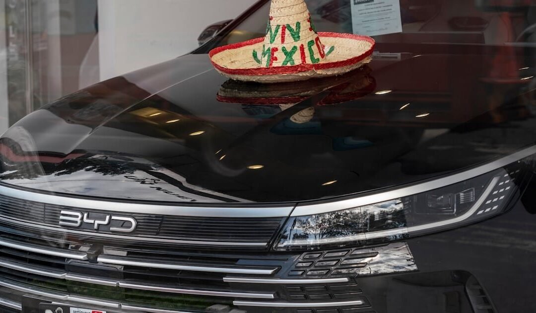 China responde a México tras anuncio de aranceles del 50% a autos y productos importados