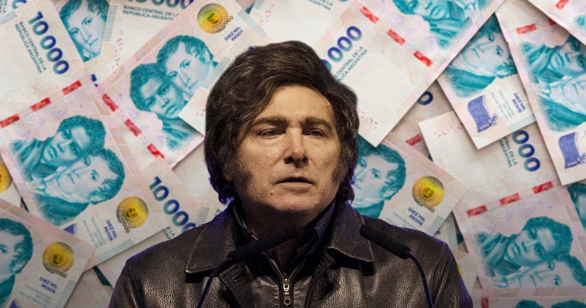 El peso argentino presenta una sobrevaluación del 20% y se considera frágil: expertos advierten riesgos para el plan económico de Javier Milei El peso argentino presenta una sobrevaluación del 20% y se considera frágil: expertos advierten riesgos para el plan económico de Javier Milei