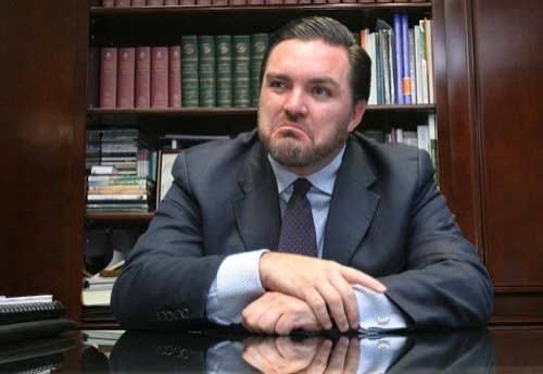 Federico Döring despierta historial de controversias por contrato del PAN con Edson Andrade